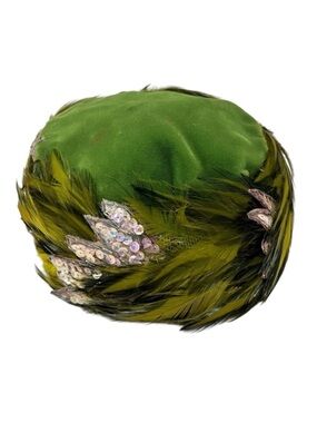Vintage Mid Century 60’s Winkelman’s Green Velvet Sequin Feather Pillbox Hat